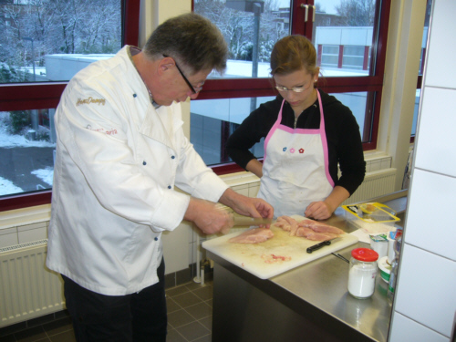 Coaching bei der Generalprobe: Herr Siepermann vom „Netzwerk Culinaria“